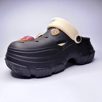 Teddy Island Black Clogs