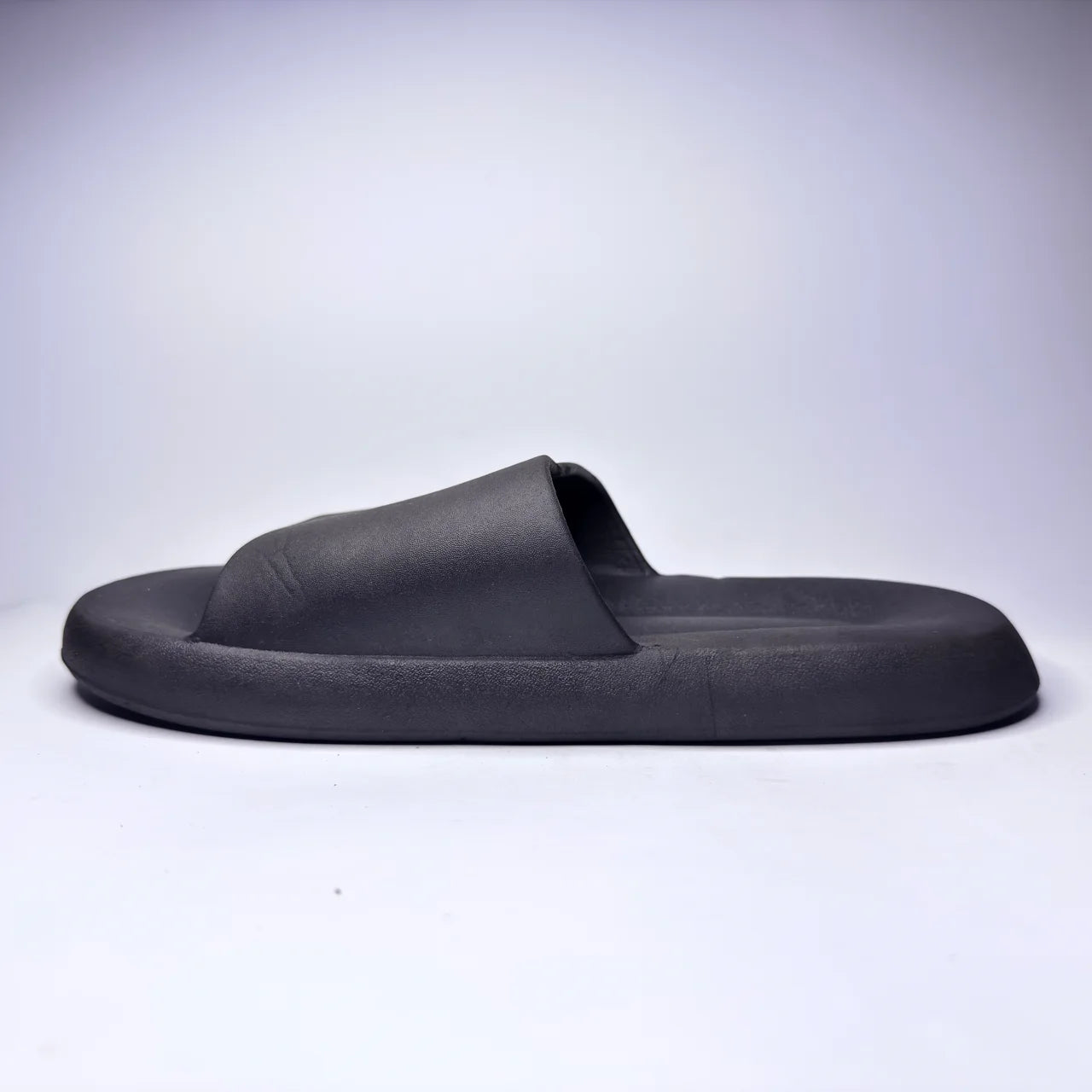 Classic Black Comfort Slides