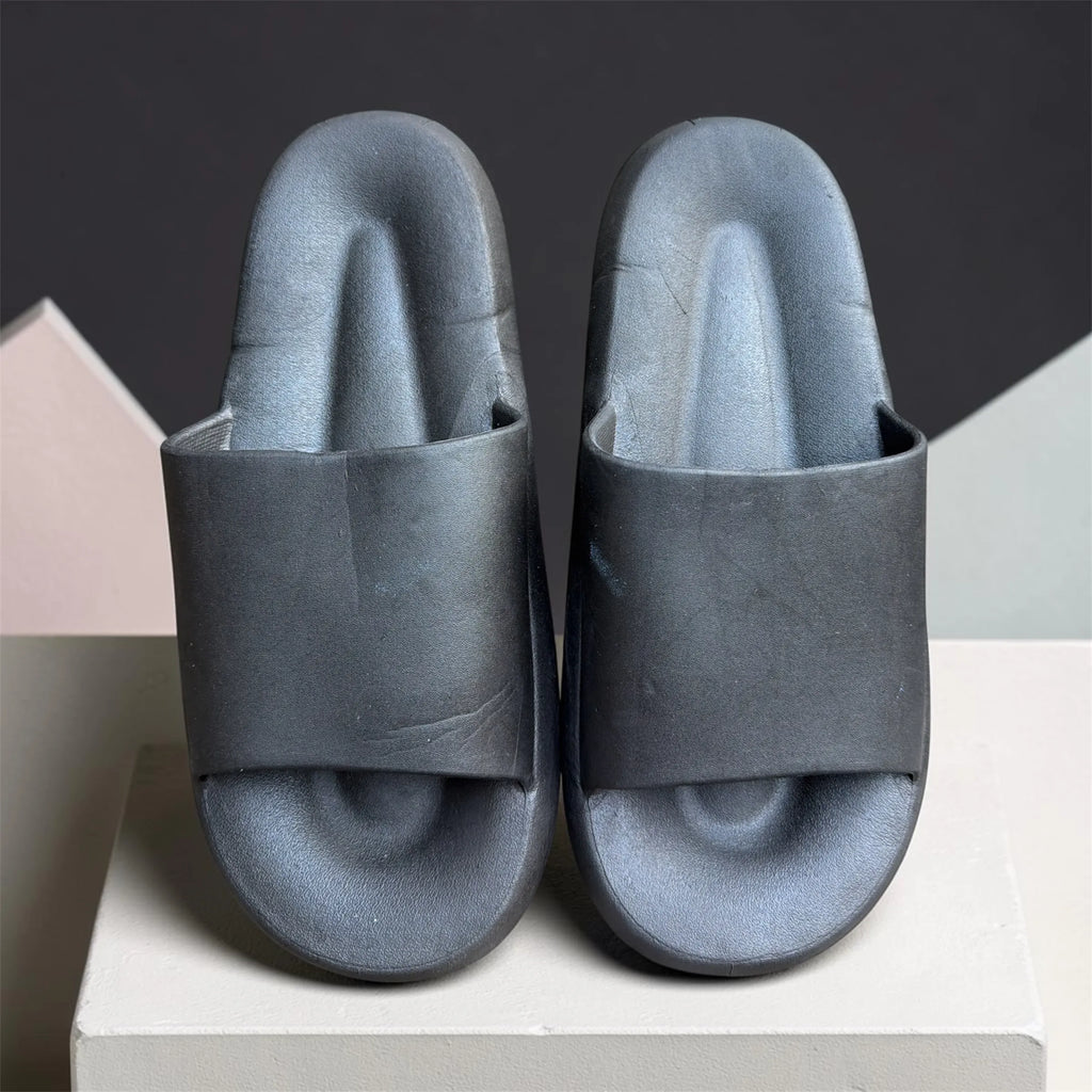 Plain Black Cloud Slides | Sculpted Toe Grip Foam Sliders | Minimalist Comfort Slippers
