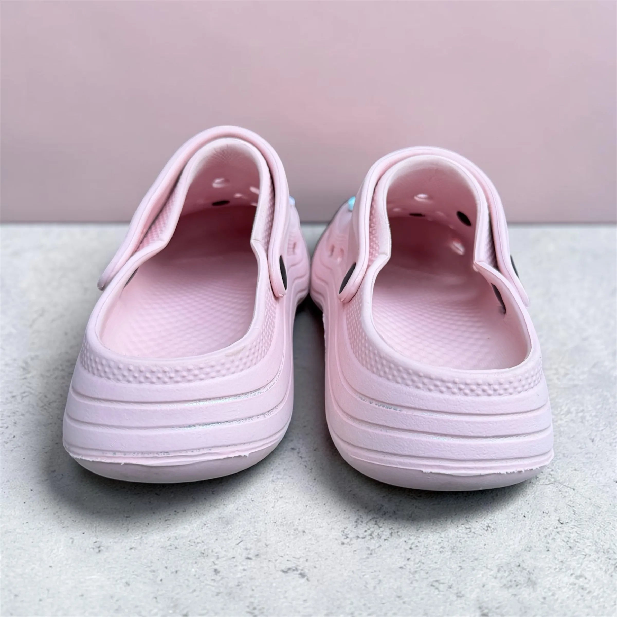 Pink Cartoon Charm Clogs | Cute Sponge Character Pin Decorations | Comfortable Slip-On Garden Shoes