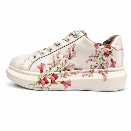 Aldo Peono Floral Lace-Up Platform Sneakers – White Floral Print